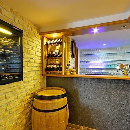 Sport Hotel *
